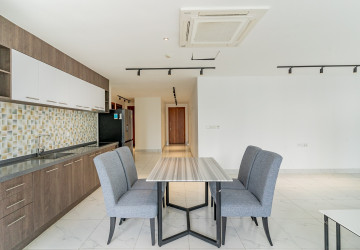 3 Bedroom Serviced Apartment For Rent - BKK1, Phnom Penh thumbnail