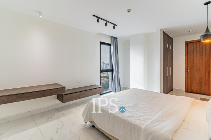 3 Bedroom Serviced Apartment For Rent - BKK1, Phnom Penh