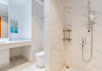 3 Bedroom Serviced Apartment For Rent - BKK1, Phnom Penh thumbnail