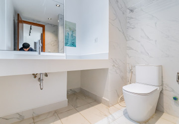 3 Bedroom Serviced Apartment For Rent - BKK1, Phnom Penh thumbnail