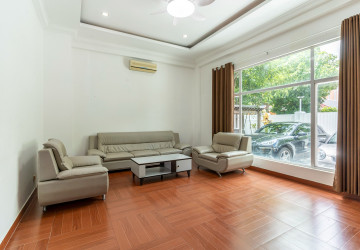 4 Bedroom Villa For Rent - Bassac Garden City, Tonle Bassac, Phnom Penh thumbnail