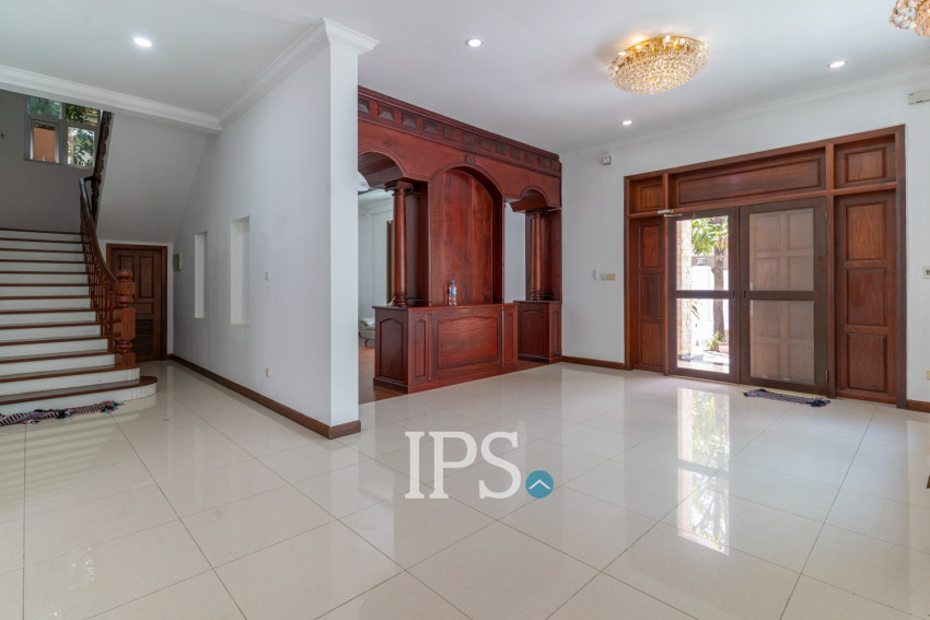 4 Bedroom Villa For Rent - Bassac Garden City, Tonle Bassac, Phnom Penh