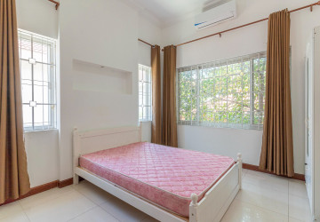 4 Bedroom Villa For Rent - Bassac Garden City, Tonle Bassac, Phnom Penh thumbnail