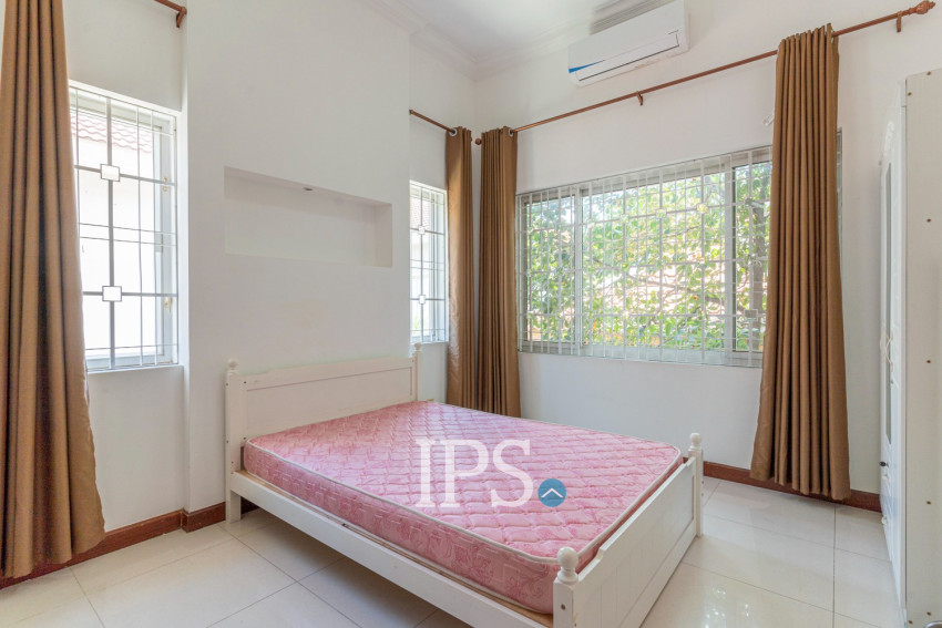 4 Bedroom Villa For Rent - Bassac Garden City, Tonle Bassac, Phnom Penh