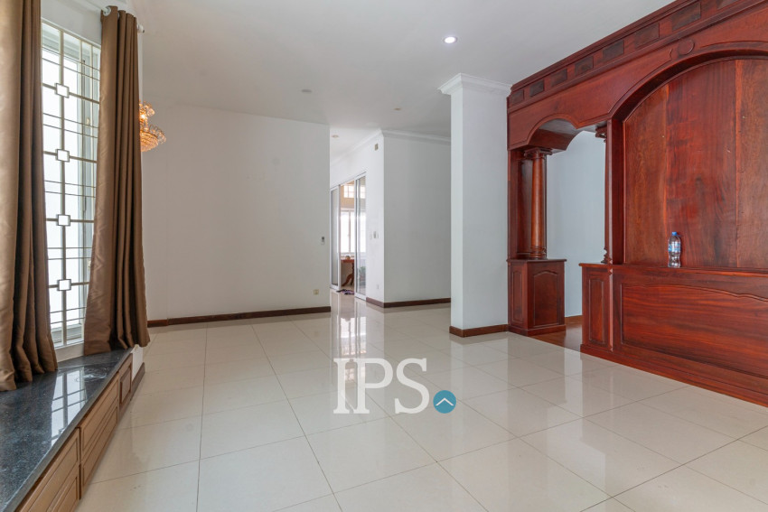 4 Bedroom Villa For Rent - Bassac Garden City, Tonle Bassac, Phnom Penh