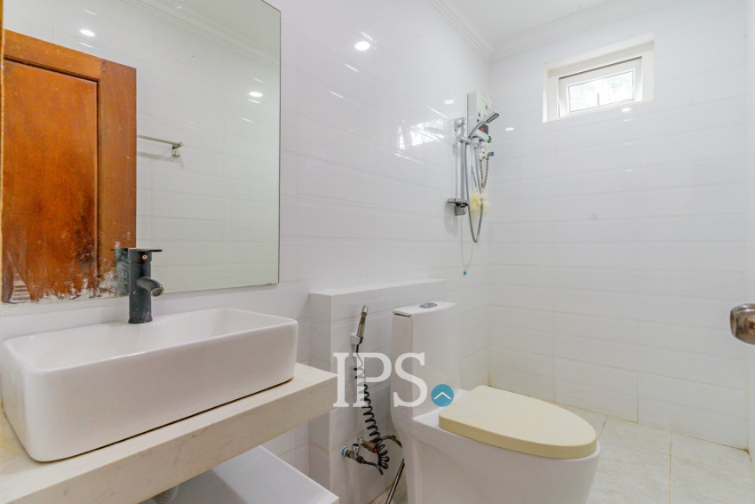 4 Bedroom Villa For Rent - Bassac Garden City, Tonle Bassac, Phnom Penh