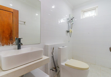 4 Bedroom Villa For Rent - Bassac Garden City, Tonle Bassac, Phnom Penh thumbnail