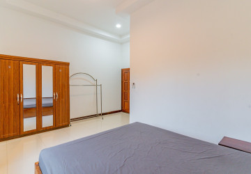 4 Bedroom Villa For Rent - Bassac Garden City, Tonle Bassac, Phnom Penh thumbnail