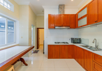 4 Bedroom Villa For Rent - Bassac Garden City, Tonle Bassac, Phnom Penh thumbnail
