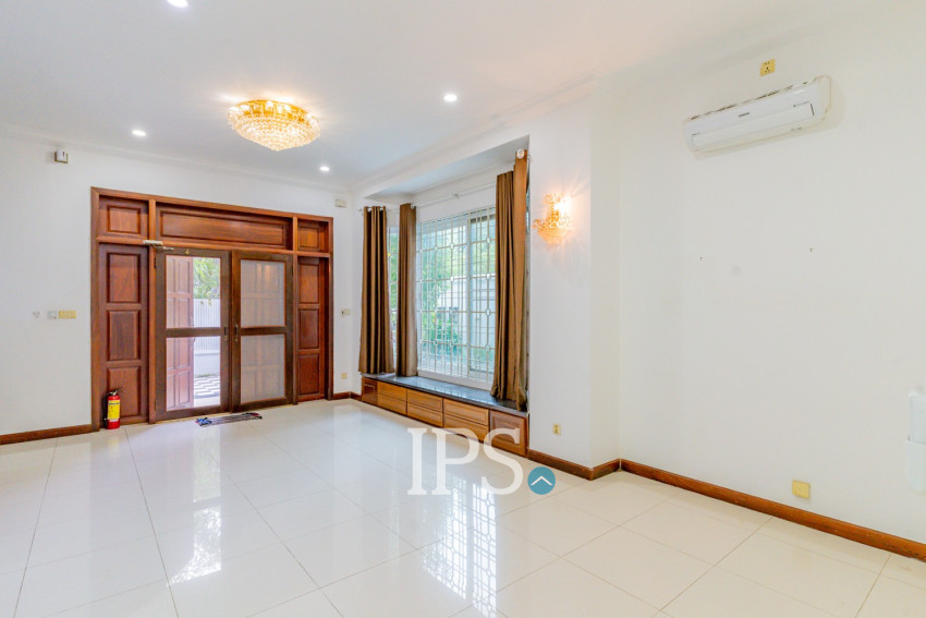 4 Bedroom Villa For Rent - Bassac Garden City, Tonle Bassac, Phnom Penh