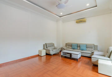 4 Bedroom Villa For Rent - Bassac Garden City, Tonle Bassac, Phnom Penh thumbnail