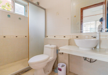 4 Bedroom Villa For Rent - Bassac Garden City, Tonle Bassac, Phnom Penh thumbnail