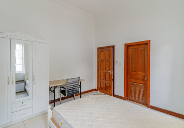 4 Bedroom Villa For Rent - Bassac Garden City, Tonle Bassac, Phnom Penh thumbnail