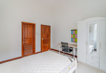 4 Bedroom Villa For Rent - Bassac Garden City, Tonle Bassac, Phnom Penh thumbnail