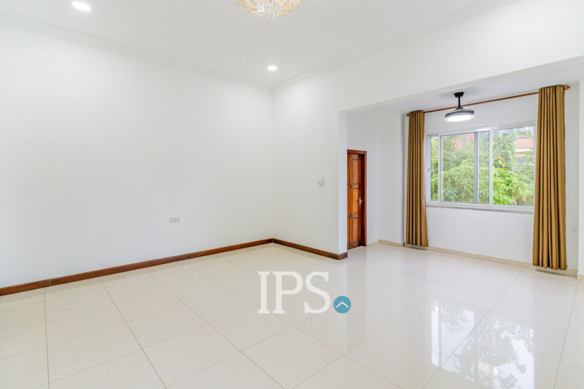 4 Bedroom Villa For Rent - Bassac Garden City, Tonle Bassac, Phnom Penh