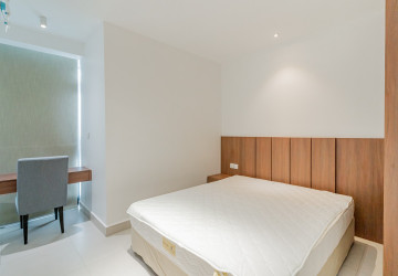 2 Bedroom Serviced Apartment For Rent - BKK1, Phnom Penh thumbnail