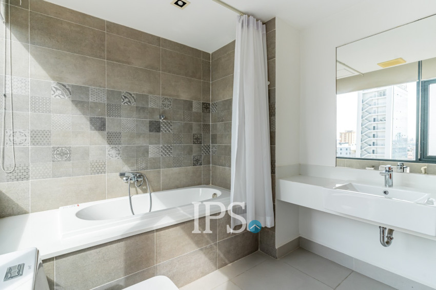 2 Bedroom Serviced Apartment For Rent - BKK1, Phnom Penh