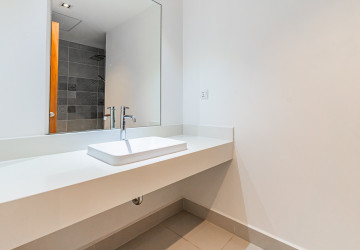 2 Bedroom Serviced Apartment For Rent - BKK1, Phnom Penh thumbnail