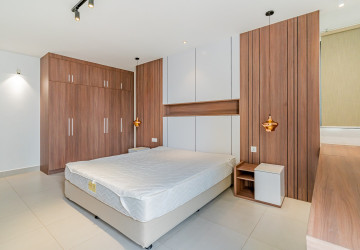 2 Bedroom Serviced Apartment For Rent - BKK1, Phnom Penh thumbnail