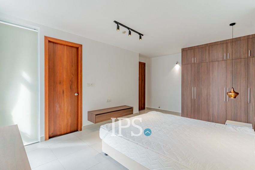 2 Bedroom Serviced Apartment For Rent - BKK1, Phnom Penh