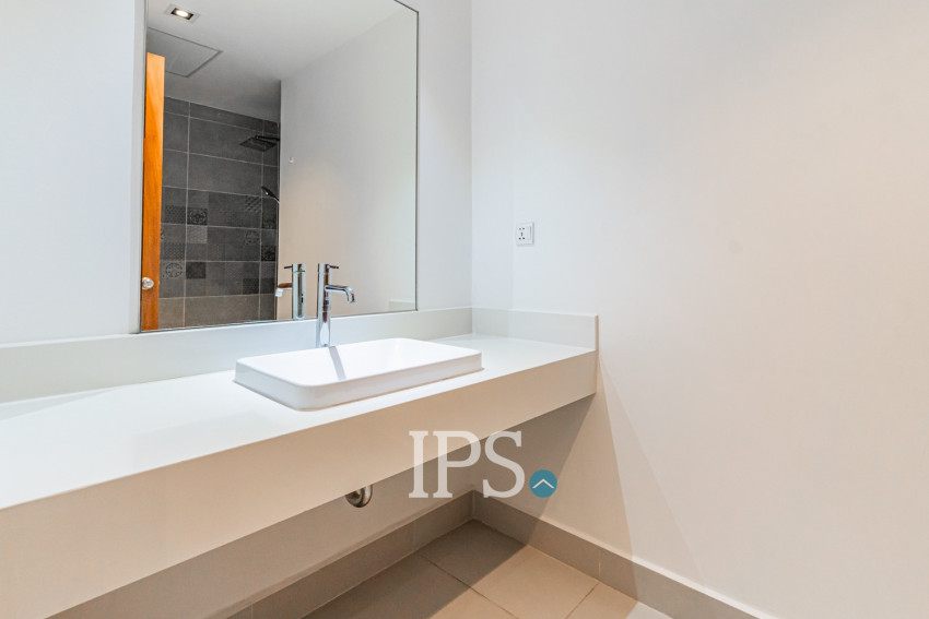 2 Bedroom Serviced Apartment For Rent - BKK1, Phnom Penh