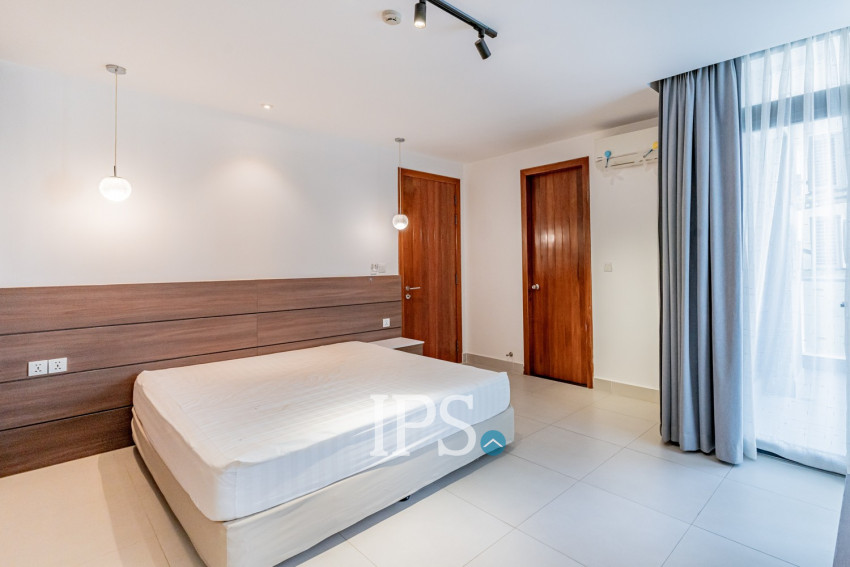 2 Bedroom Serviced Apartment For Rent - BKK1, Phnom Penh