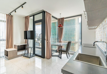 1 Bedroom Serviced Apartment For Rent - BKK1, Phnom Penh thumbnail