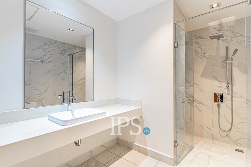 1 Bedroom Serviced Apartment For Rent - BKK1, Phnom Penh