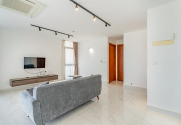 1 Bedroom Serviced Apartment For Rent - BKK1, Phnom Penh thumbnail