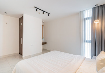 1 Bedroom Serviced Apartment For Rent - BKK1, Phnom Penh thumbnail