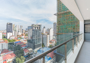1 Bedroom Serviced Apartment For Rent - BKK1, Phnom Penh thumbnail