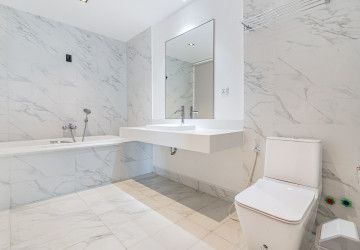 1 Bedroom Serviced Apartment For Rent - BKK1, Phnom Penh thumbnail