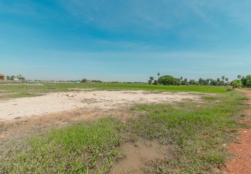 808 Sqm Residential Land For Sale - Sangkat Siem Reap, Siem Reap thumbnail