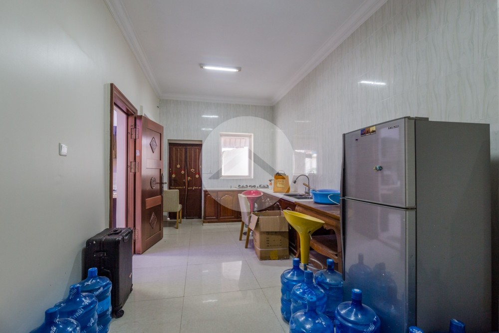 3 Bedroom Villa For Rent - Bassac Garden City, Phnom Penh - Image 10