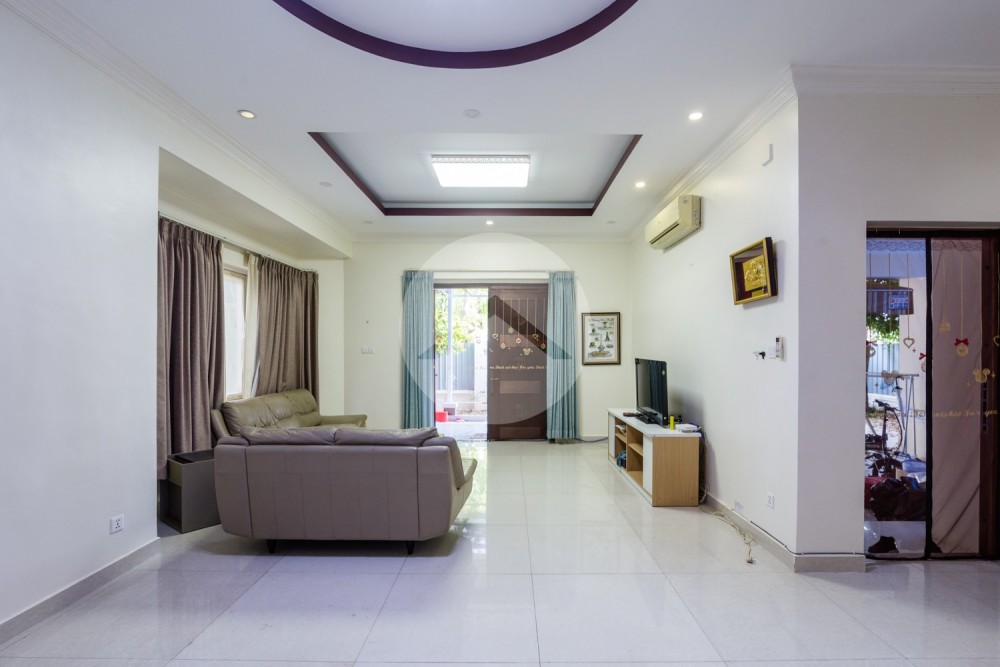 3 Bedroom Villa For Rent - Bassac Garden City, Phnom Penh - Image 6