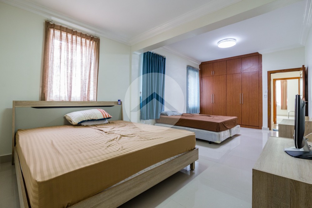 3 Bedroom Villa For Rent - Bassac Garden City, Phnom Penh - Image 17