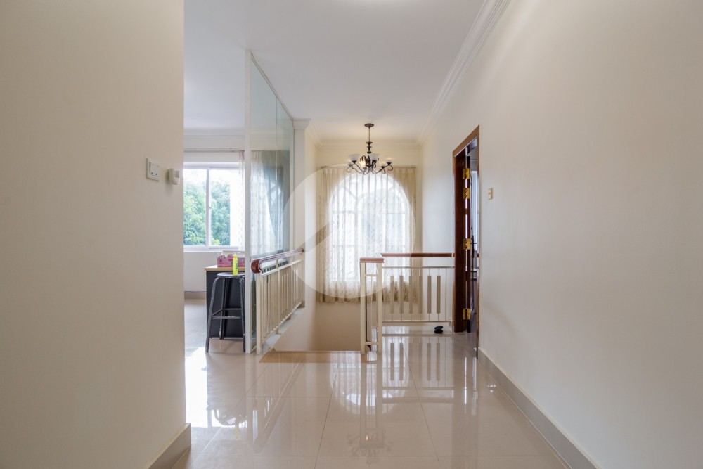3 Bedroom Villa For Rent - Bassac Garden City, Phnom Penh - Image 23