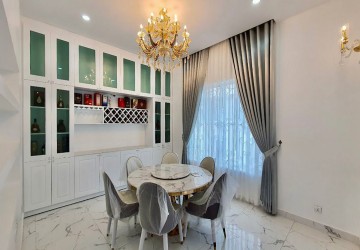 8 Bedroom Luxury Villa For Sale - Svay Dangkum, Siem Reap thumbnail