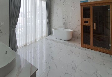 8 Bedroom Luxury Villa For Sale - Svay Dangkum, Siem Reap thumbnail