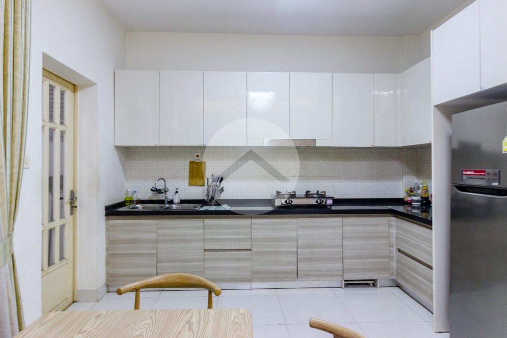 4 Bedroom Link House For Sale - Borey Peng Huoth Star Eternal, Phnom Penh - Image 9