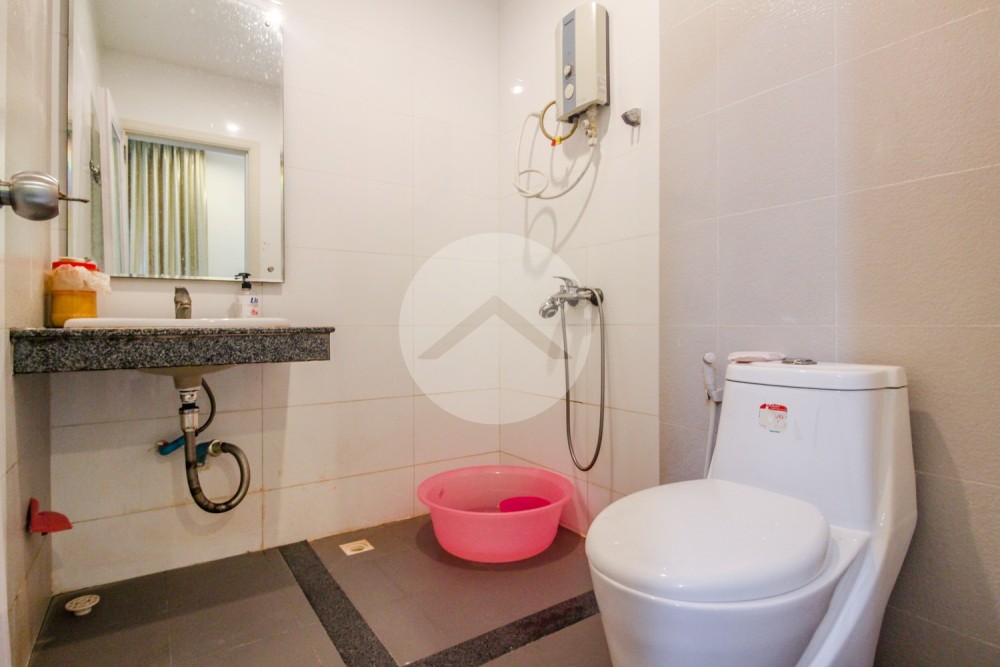 4 Bedroom Link House For Sale - Borey Peng Huoth Star Eternal, Phnom Penh - Image 12