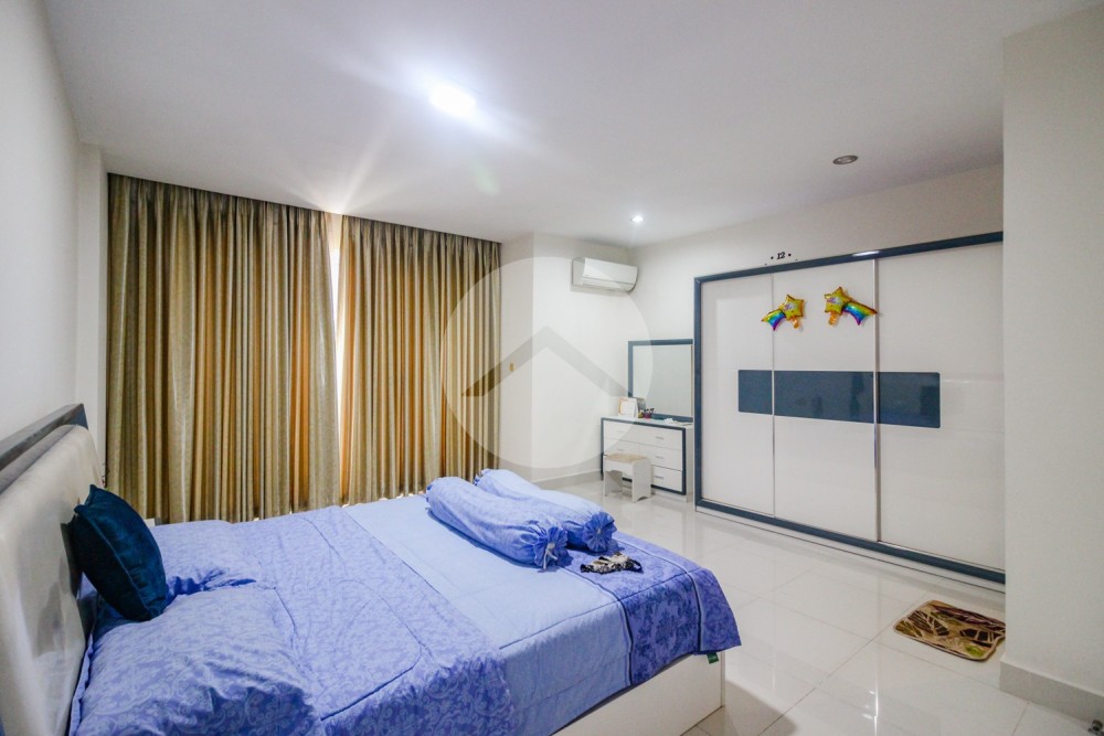 4 Bedroom Link House For Sale - Borey Peng Huoth Star Eternal, Phnom Penh - Image 13