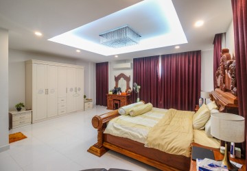 4 Bedroom Twin Villa For Sale - Borey Vimean Phnom Penh, Russey Keo, Phnom Penh thumbnail