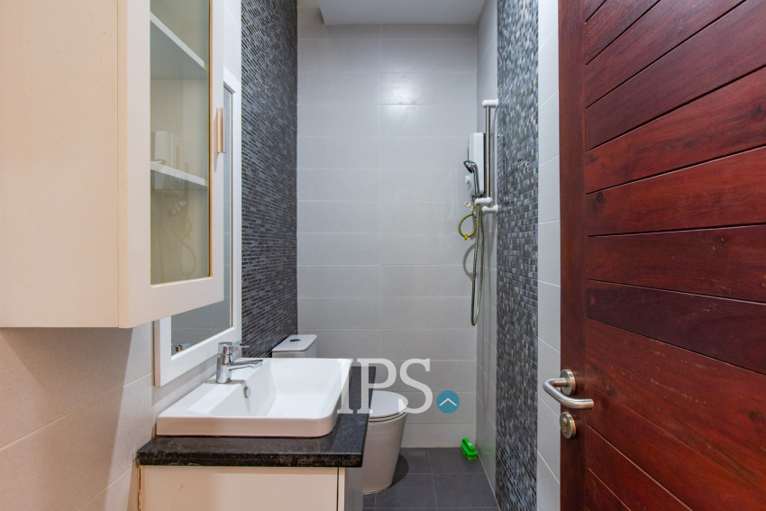 ផ្ទះល្វែង 2 បន្ទប់គេង សម្រាប់លក់- សង្កាត់សាលាកំរើក, ក្រុងសៀមរាប