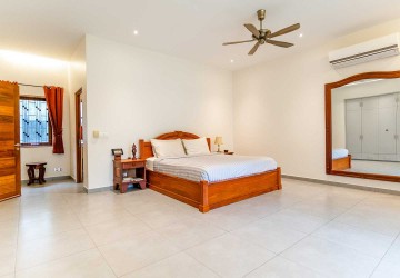 4 Bedroom Garden Villa For Rent - Sala Kamreuk, Siem Reap thumbnail