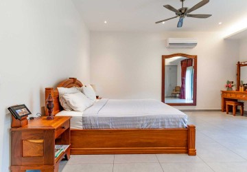 4 Bedroom Garden Villa For Rent - Sala Kamreuk, Siem Reap thumbnail