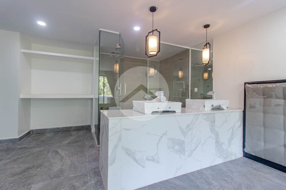1 Bed Studio Apartment For Rent - Wat Damnak, Siem Reap - Image 3