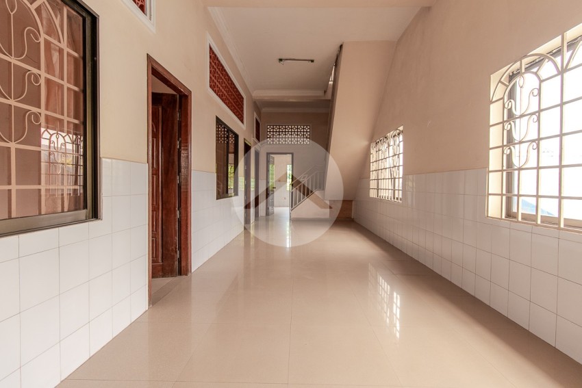 8 Bedroom Shophouse For Sale - Kouk Chak, Siem Reap