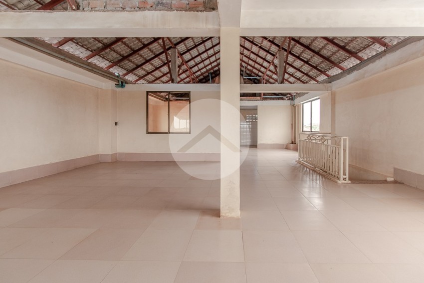 8 Bedroom Shophouse For Sale - Kouk Chak, Siem Reap