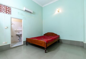 8 Bedroom Shophouse For Rent - Kouk Chak, Siem Reap thumbnail